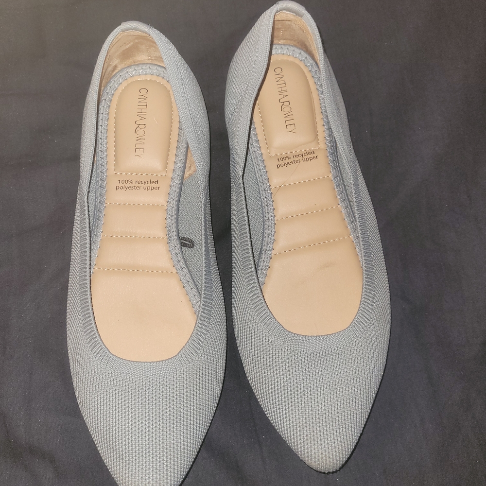 Cynthia Rowley Light Blue Flats Elegant and Versatile